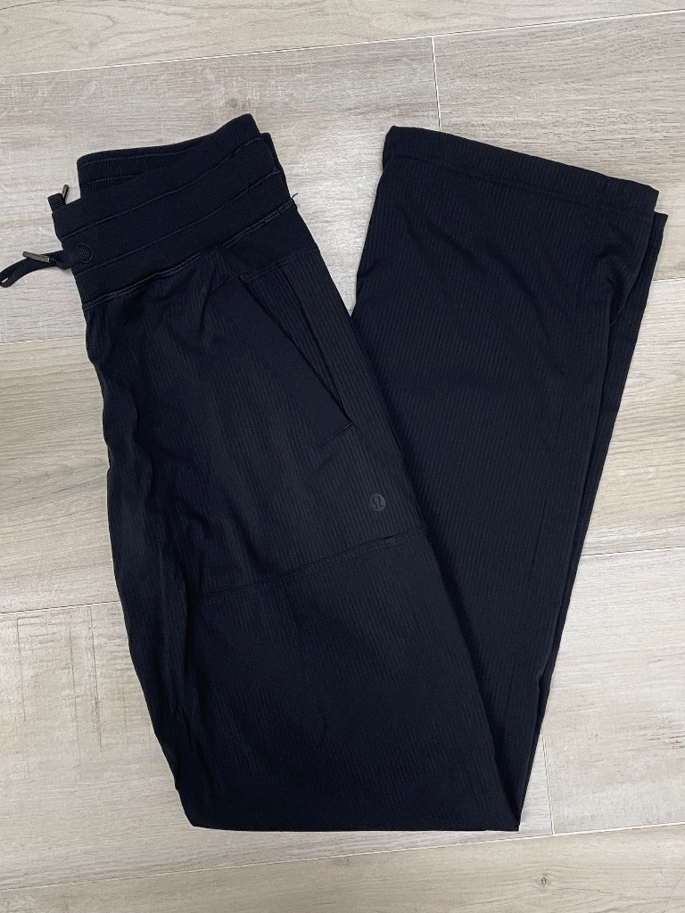 Lululemon dance studio joggers